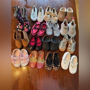 Toddler girls shoe lot